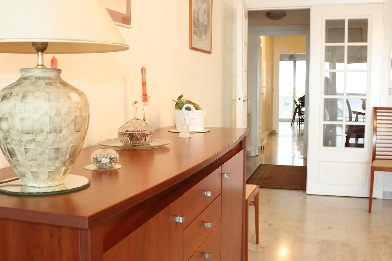 Sea View Apartment Nice 0*,  France